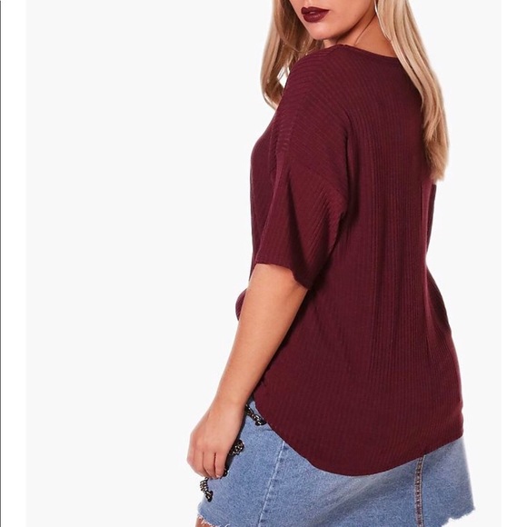 White T-shirt - Picture 2 of 3